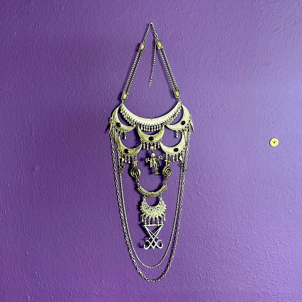 Lilith occult Satanist satanic witchcraft necklace with Lucifer sigil